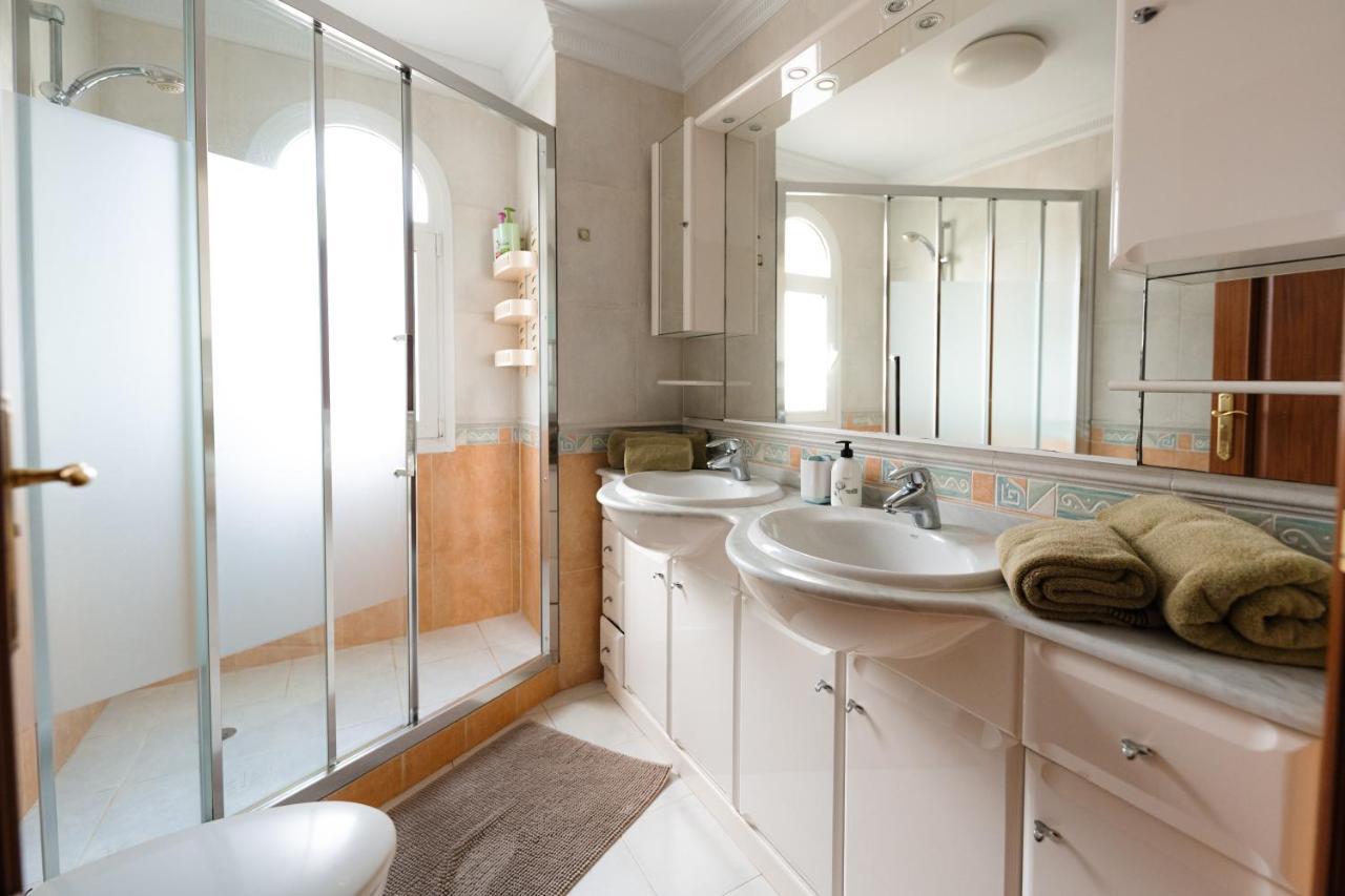 Villa Faya On The First Ocean Line With New Heated Pool Los Cristianos  Eksteriør billede