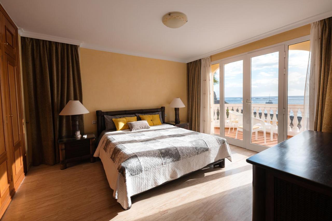 Villa Faya On The First Ocean Line With New Heated Pool Los Cristianos  Eksteriør billede