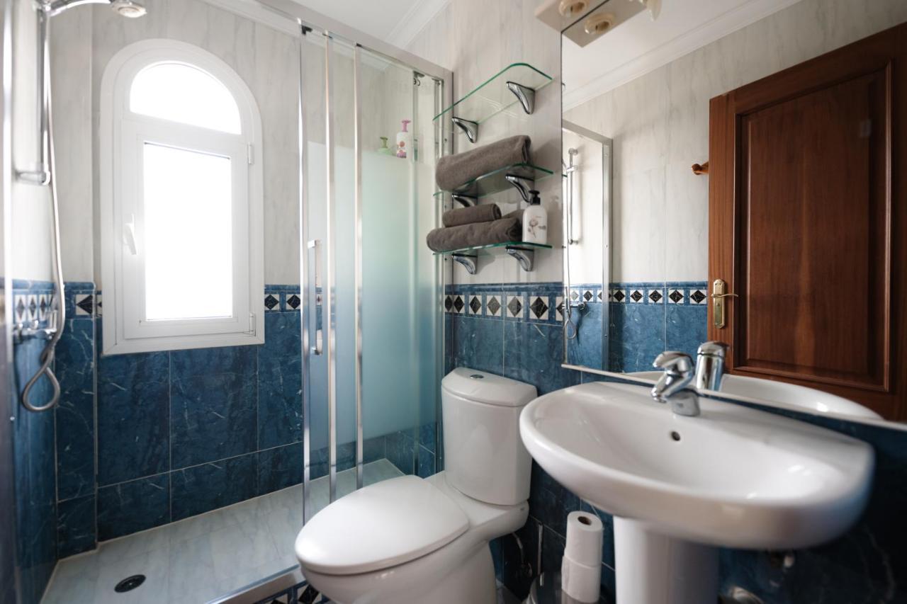 Villa Faya On The First Ocean Line With New Heated Pool Los Cristianos  Eksteriør billede
